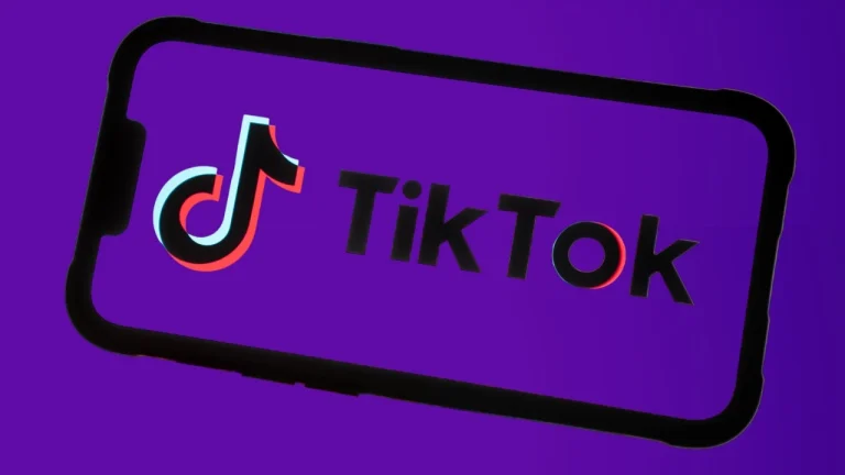 STEM Education Made Fun: Top TikTok Creators for Science & Technology